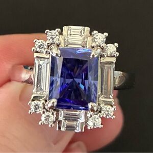 JTV Elegant Silver and Blue Tanzanite Gemstone Ring size 10